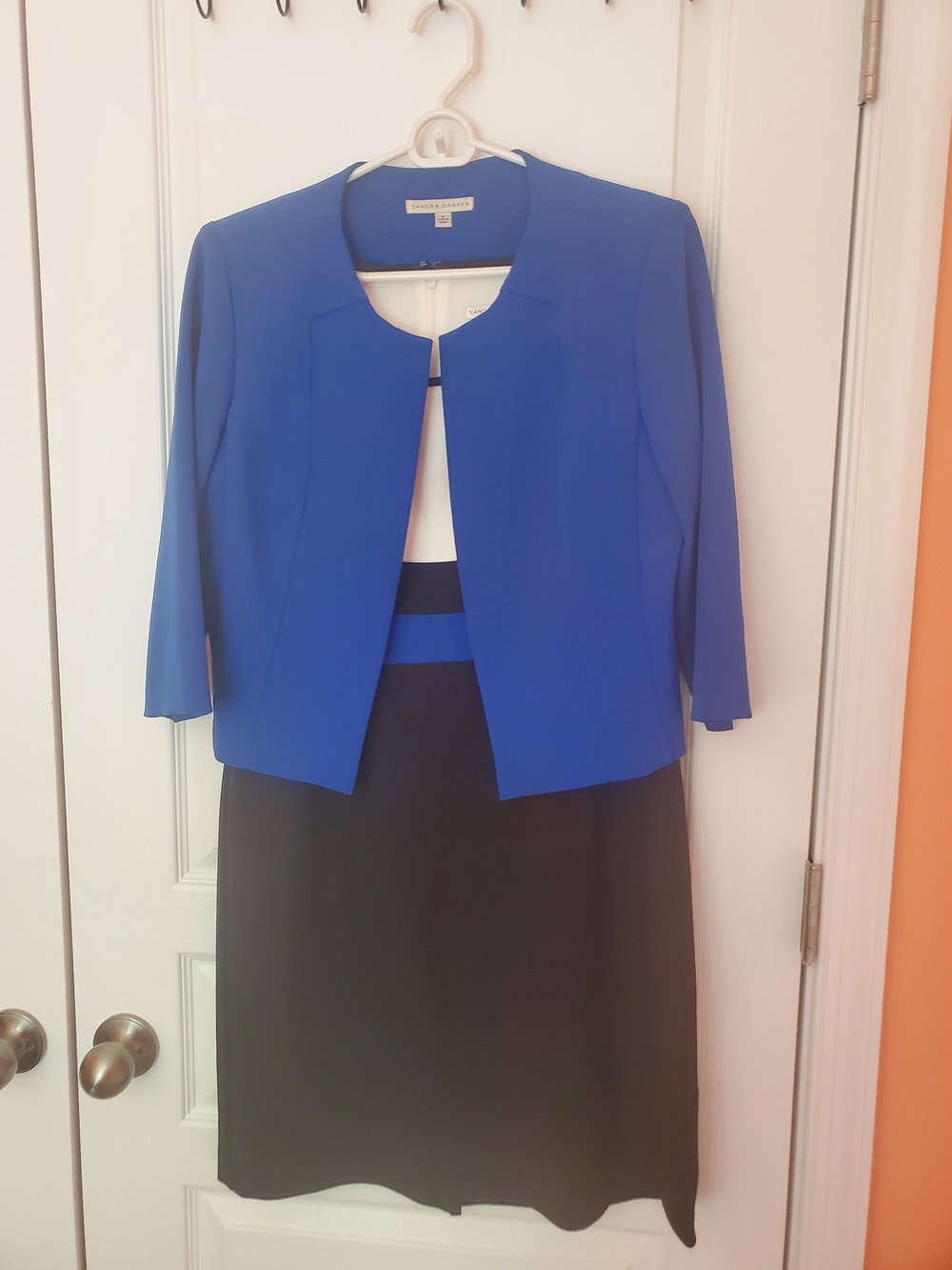 Sandra Darren White Top with Black Piping